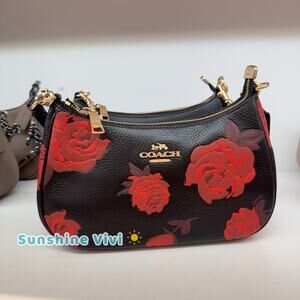 NWT Coach Teri Shoulder Bag With Floral Print CCE28 Black/Red